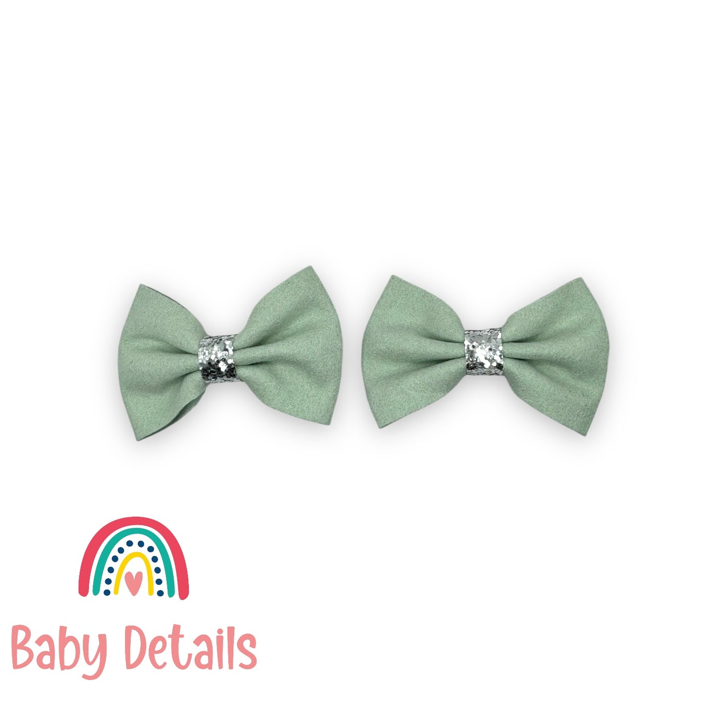 Bows with a Touch of Silver - Light Green