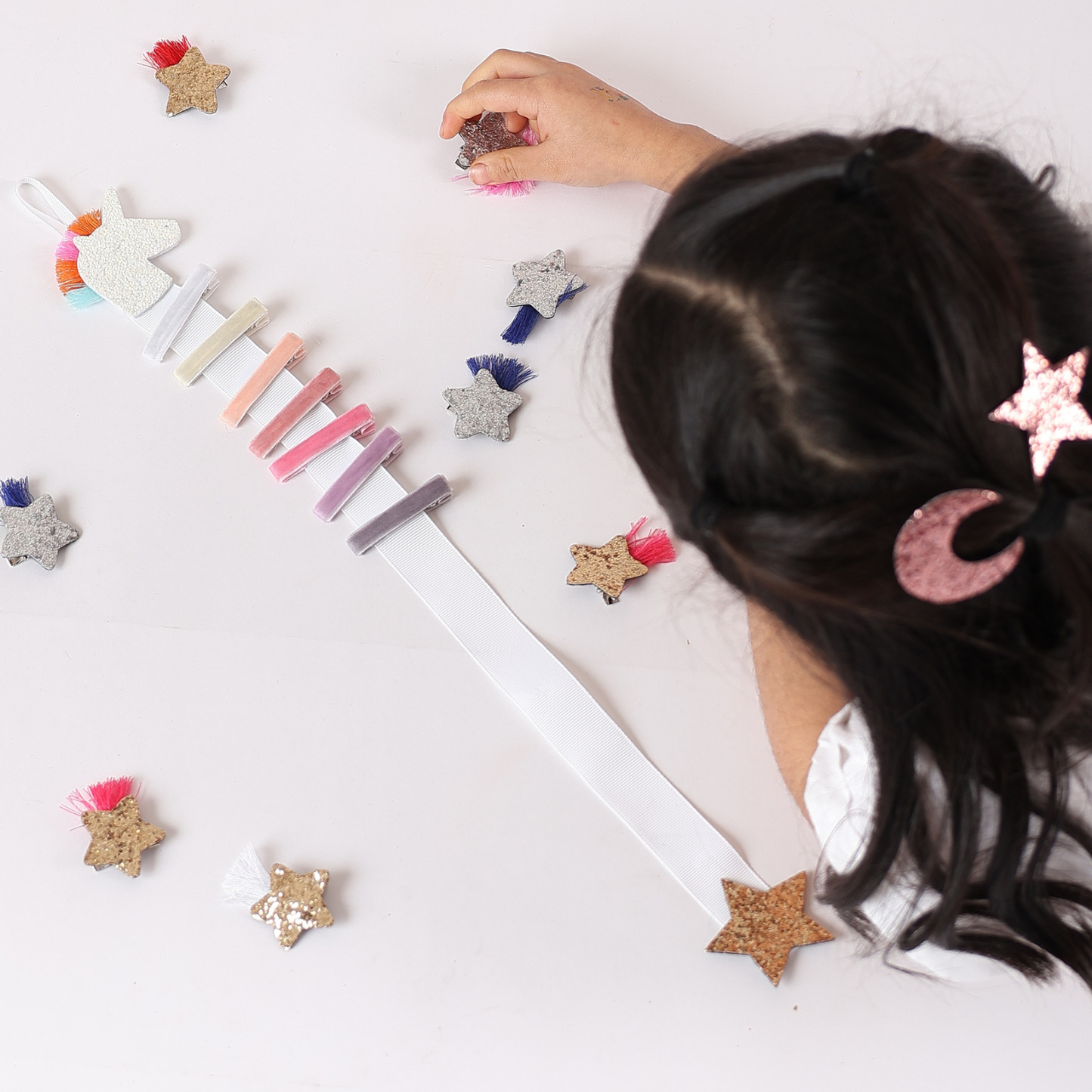 حامل مشابك شعر يونيكورن – أبيض