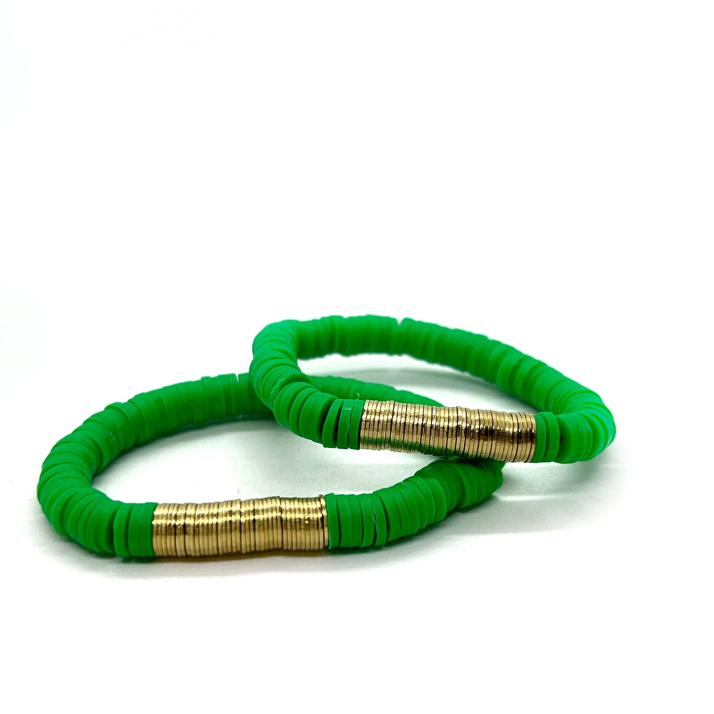 أساور خضراء